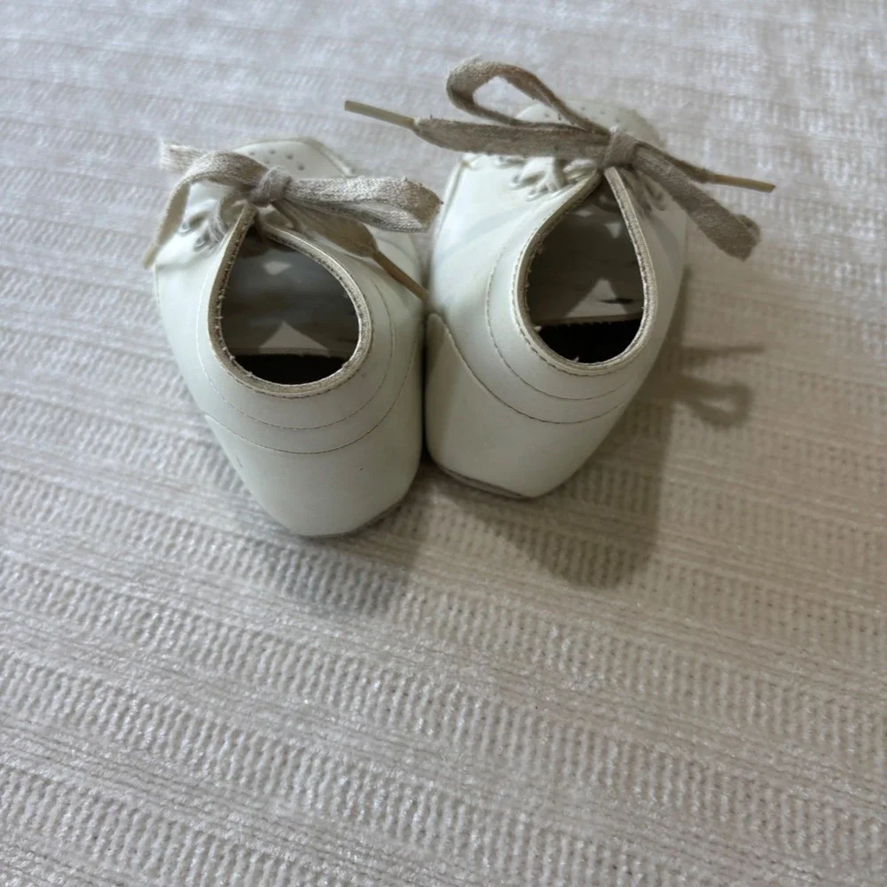 Vintage White Leather Baby Walking Shoes High Top Perforated Lace Up Soft Sole